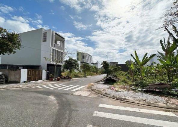 Lô đất góc 2 mặt tiền Nguyễn Hữu Huân & Lê Hữu Trác 106m² giá 3.25 tỷ - Cơ hội đầu tư không thể bỏ lỡ!