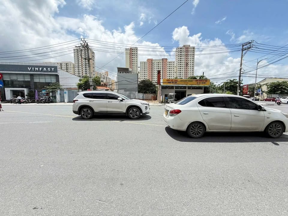 Bán đất mặt tiền đường Lưu Đình Lễ, Quận 2, 3029m² - Vị trí đắc địa kết nối thuận tiện!