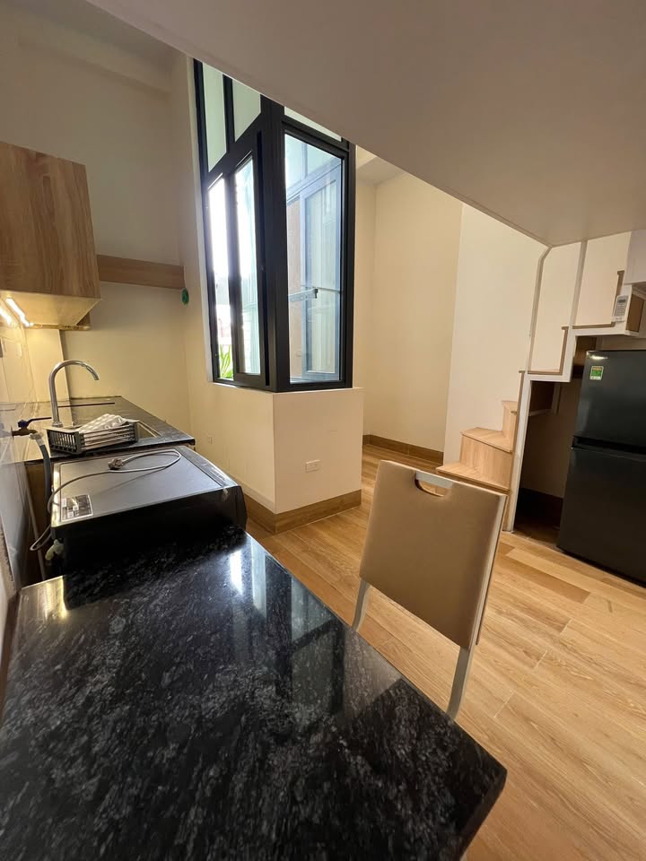 Nhà 7 tầng cho thuê Ngõ 318 Đê La Thành 25m² - Sẵn sàng vào ở ngay!