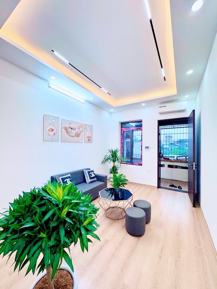 Nhà riêng Văn Quán Hà Đông 40m² giá 3 tỷ - Ô tô vào nhà, sổ đỏ chính chủ!