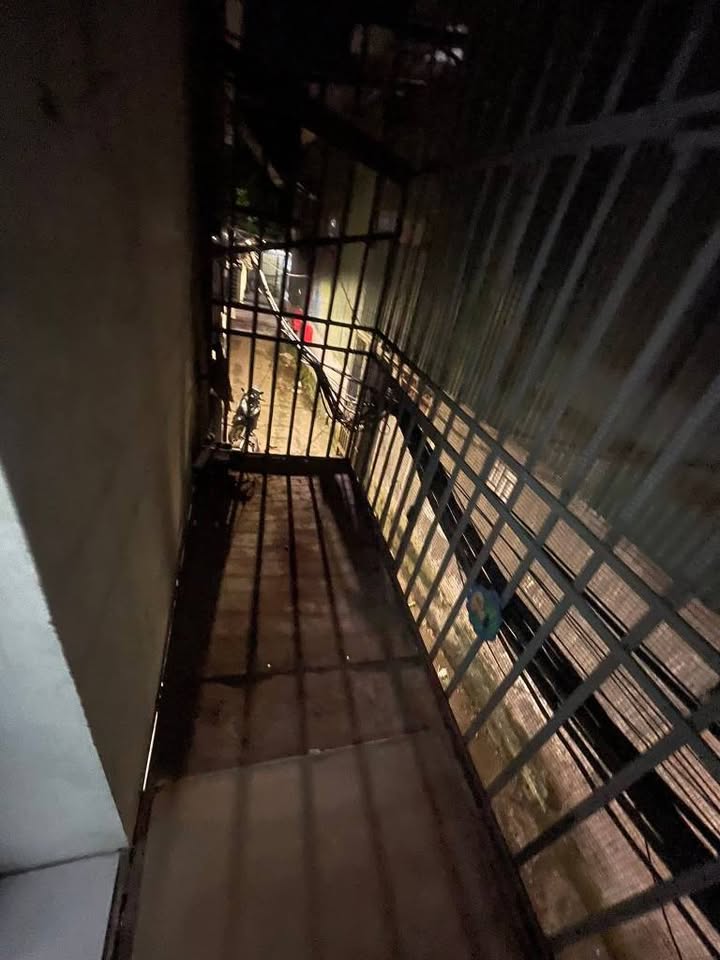 Nhà mặt ngõ An Dương Tây Hồ 24m² giá 2.5 tỷ - Kinh doanh sầm uất!