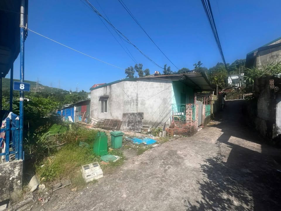 Đất thổ cư Mông Dương 105m² giá 200 triệu - Chỉ cần xách vali vào ở ngay!