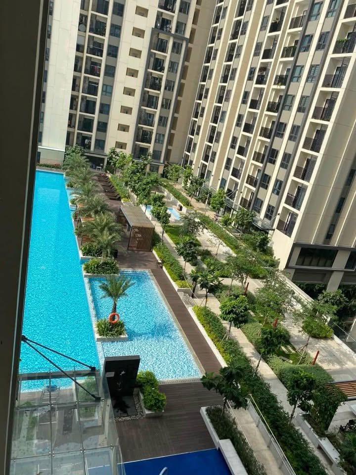 Căn hộ Hà Đô Centrosa quận 10, 87m² giá 22 triệu - View hồ bơi tràn hấp dẫn!