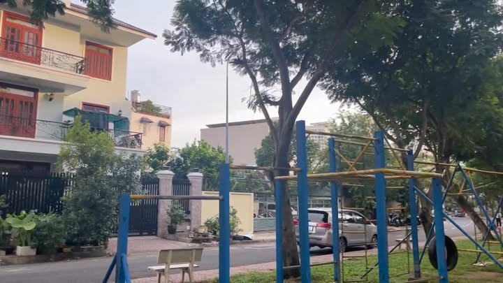 Đất đẹp mặt tiền KDC Văn Minh, Q2, 140m² - Siêu phẩm khan hiếm!