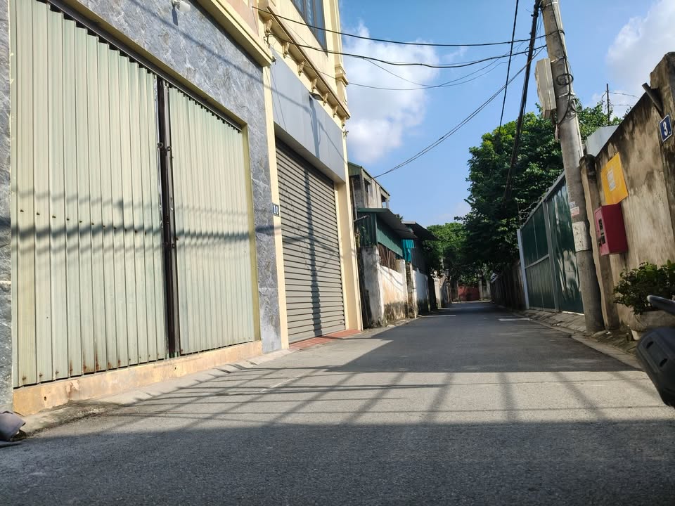 Nhà riêng Cổ Bi, Gia Lâm 80m² giá 5.75 tỷ - Sổ đỏ chính chủ, ô tô vào tận nơi!