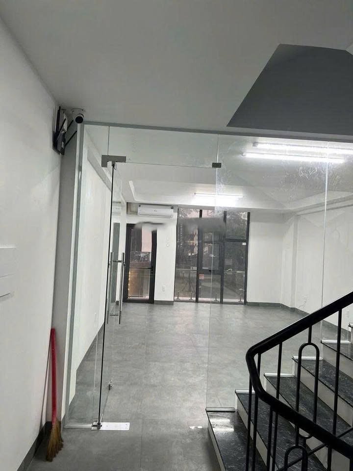 Cho thuê văn phòng KDT Thanh Hà Kiến Hưng 75m² giá 10 triệu - Không gian làm việc lý tưởng!