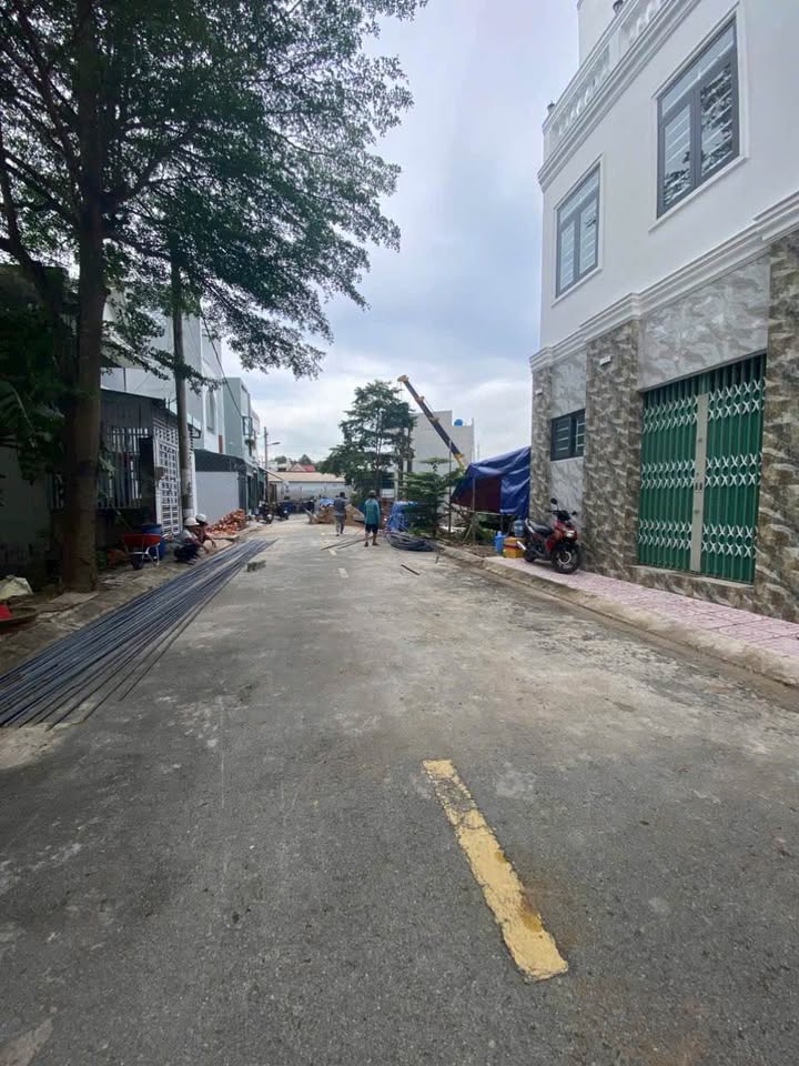 Lô đất Mạnh Tiến Phát, Phường Long Phước, Quận 9, 52m² giá 2.59 tỷ - Đường nhựa 8m, vị trí trung tâm!