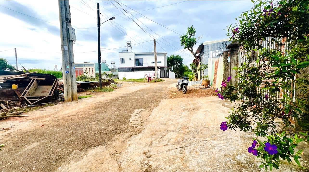 Đất nền hẻm 142 Tôn Đức Thắng, Pleiku 144m² giá 1.2 tỷ - Sổ đỏ chính chủ ngay!