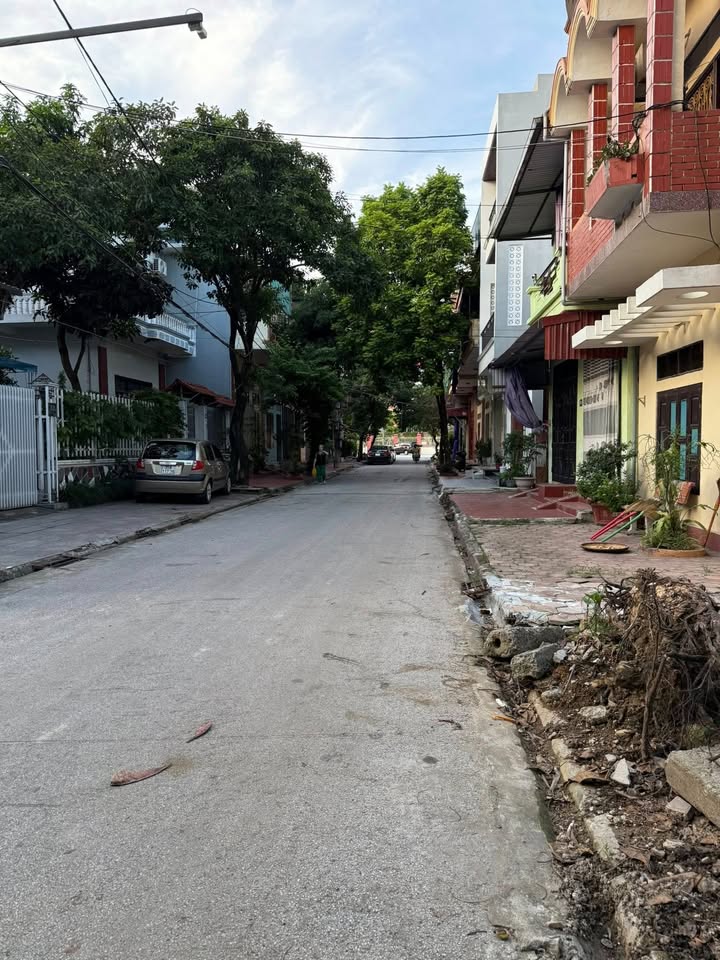 Bán lô đất ngõ 385 Nguyễn Công Trứ, Bích Đào 123.6m² - Hướng Đông Nam, giá thỏa thuận!