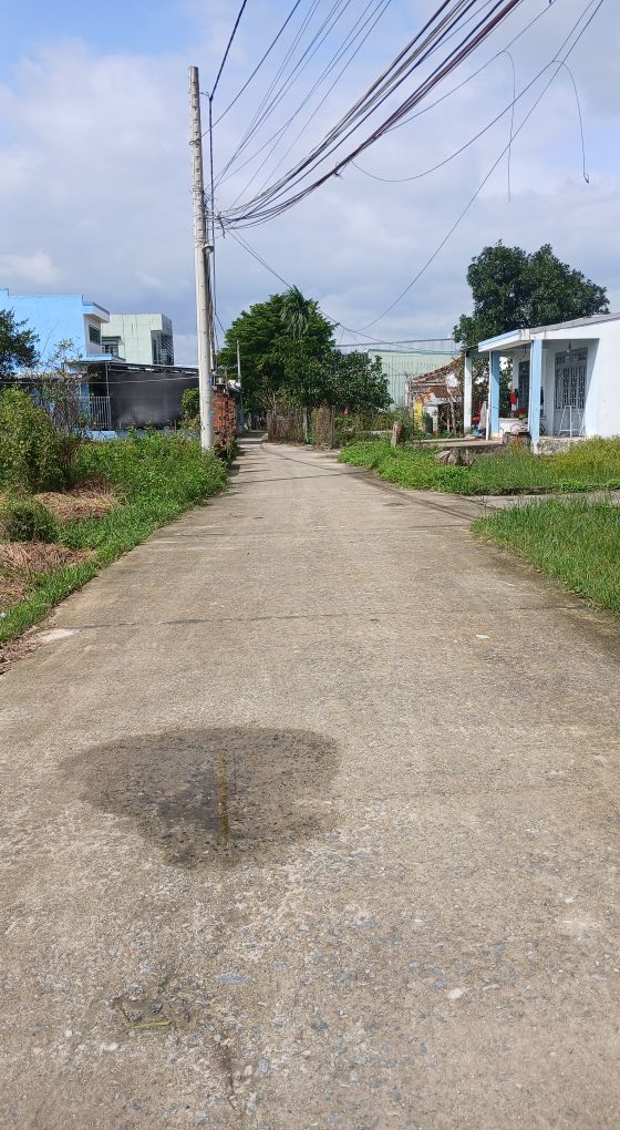 Nhà bán Điện Ngọc, Điện Bàn 80m² giá 1.8 tỷ - Chính chủ cần tiền gấp!