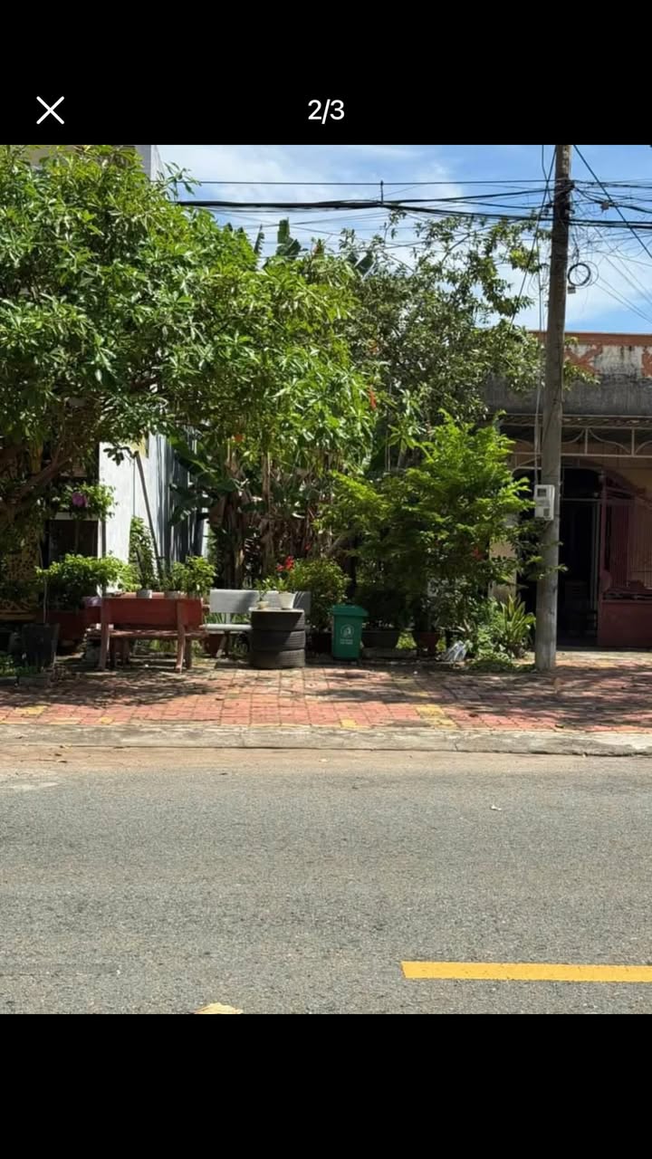 Đất thổ cư mặt tiền Lê Long Vân, Bà Rịa 135m² giá 3.1 tỷ - Vị trí đắc địa, tiện ích đầy đủ!