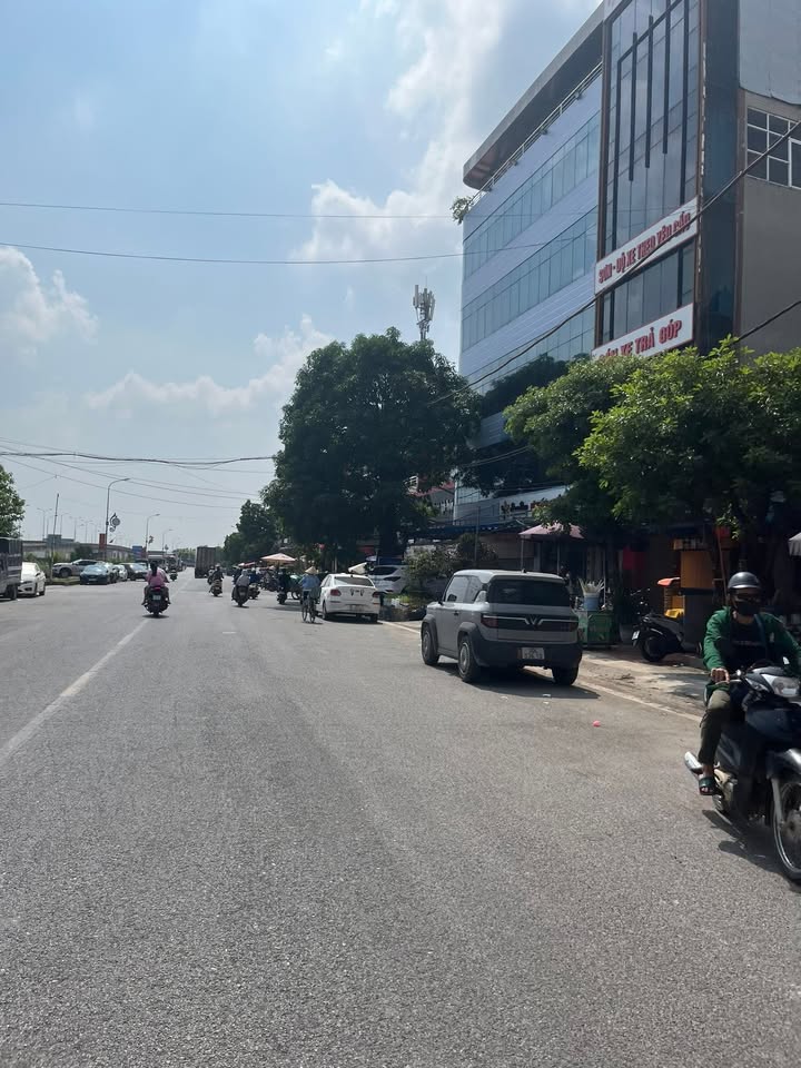 Bán đất 91m² Kim Chung - Đông Anh, giá 14.1 tỷ - Vị trí đắc địa, ô tô tránh!