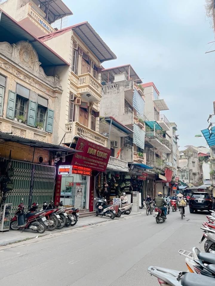 FrontHouse đường Hà Trung Hoàn Kiếm 62m² giá 55 tỷ - Đầu tư sinh lời ngay!