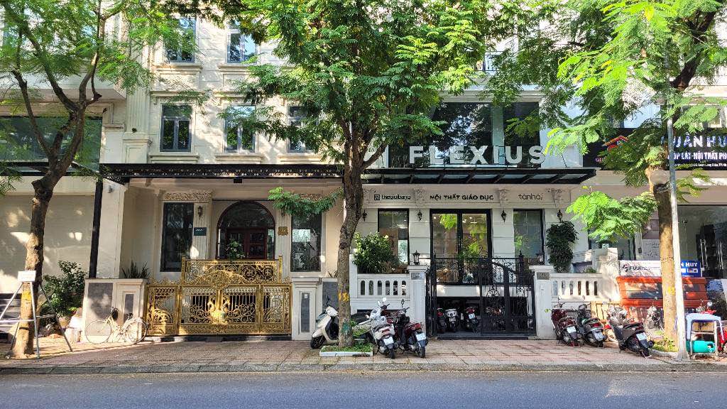 Nhà mặt phố Hoàng Như Tiếp quận Long Biên 100m² giá 40 tỷ - Kinh doanh sầm uất!