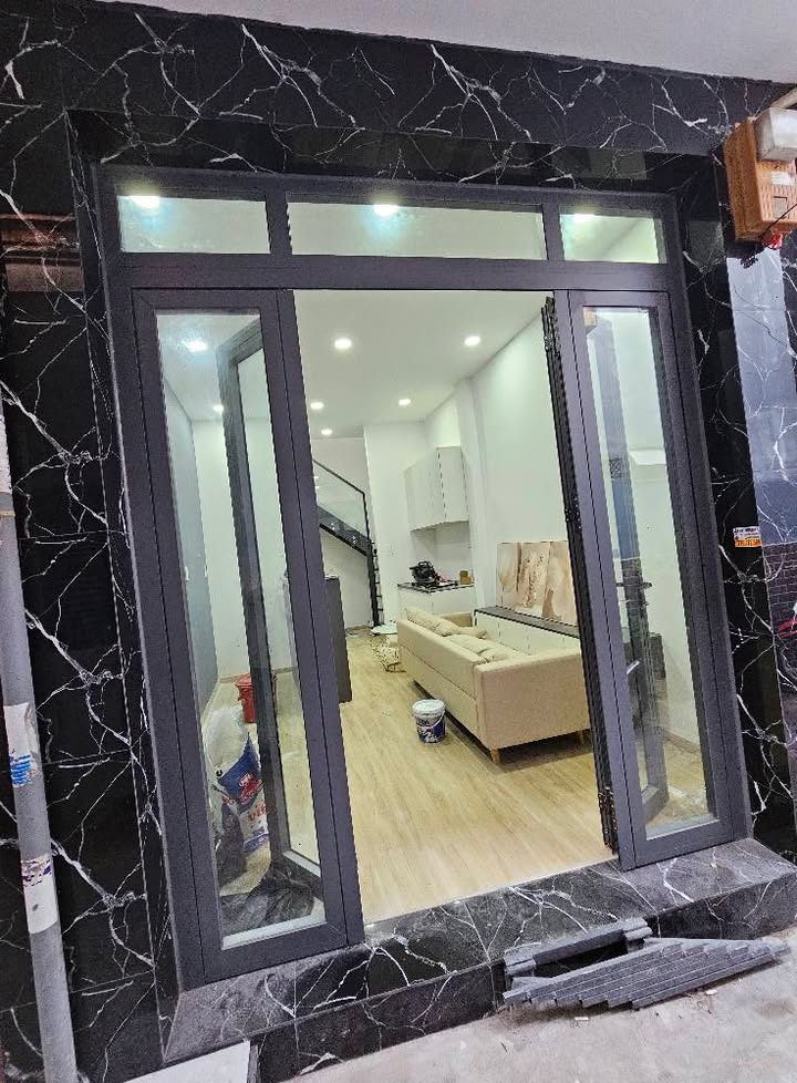 Nhà bán hẻm Trần Xuân Soạn, quận 7, 18m² giá 2.75 tỷ - Đầy đủ tiện nghi, chỉ việc vào ở!
