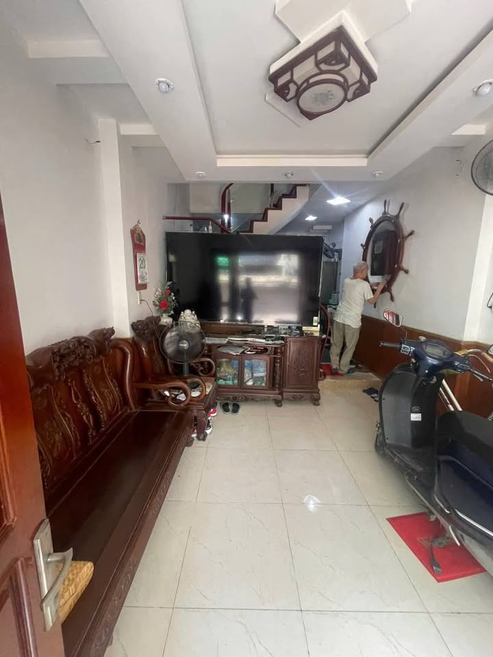 Nhà phố đẹp tại Thượng Lý, Hồng Bàng 36m² giá 2.85 tỷ - Tiện nghi hiện đại!