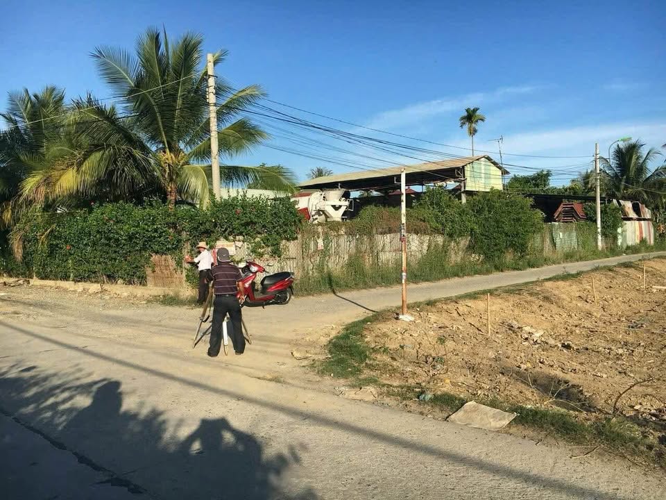 Lô đất góc 9m1 Võ Cạnh, Nha Trang 428.2m² giá 7 tỷ - Cơ hội đầu tư tuyệt vời!