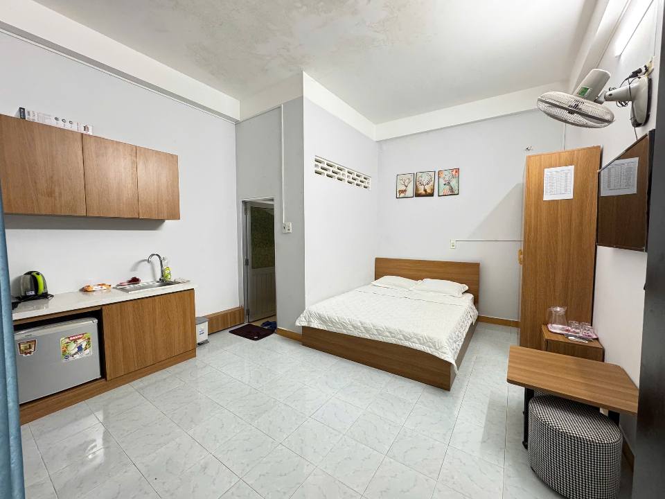 Studio Hùng Vương Nha Trang 25m² giá 3.5 triệu - Đầy đủ nội thất, gần quảng trường!