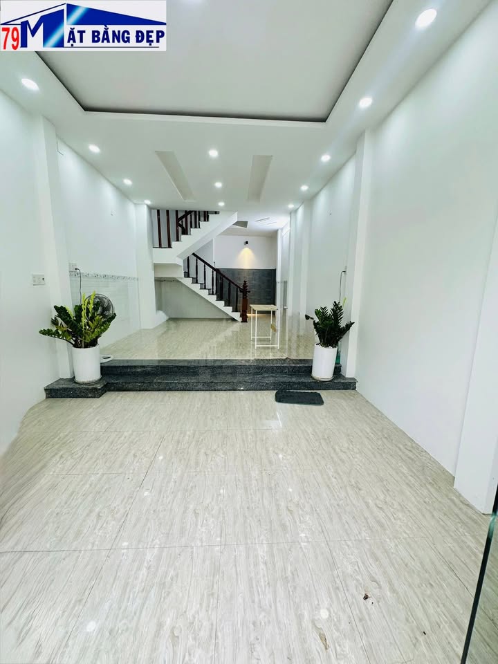 Nhà nguyên căn cho thuê tại Nha Trang 55m² giá 20 triệu - Kinh doanh thuận lợi!