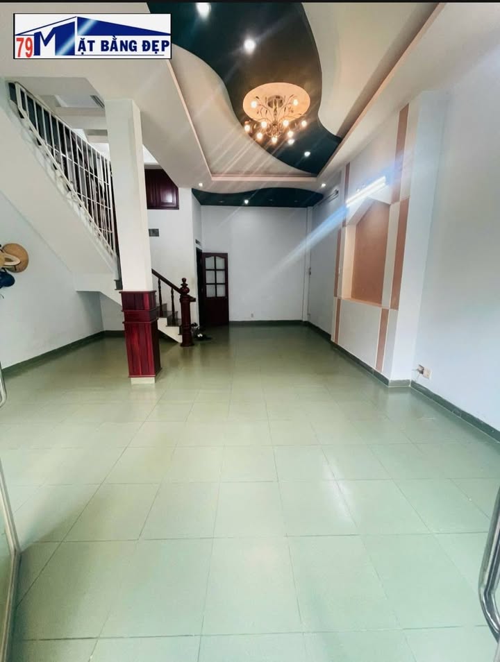 Cho thuê nhà nguyên căn mặt tiền Trần Nhật Duật, Nha Trang - Giá 15 triệu/tháng, phù hợp kinh doanh