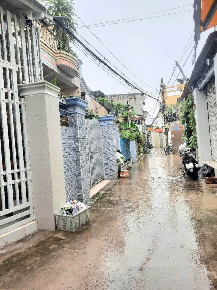 Đất nền Hẻm Phạm Hữu Lầu, Quận 7, 76m² giá 3 tỷ - Giảm ngay 500 triệu!