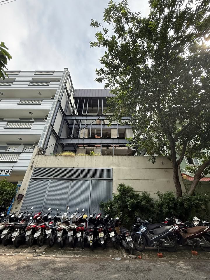 Biệt thự Thảo Điền 237,6m² giá 70 tỷ - Vị trí an ninh, đầu tư sinh lời!