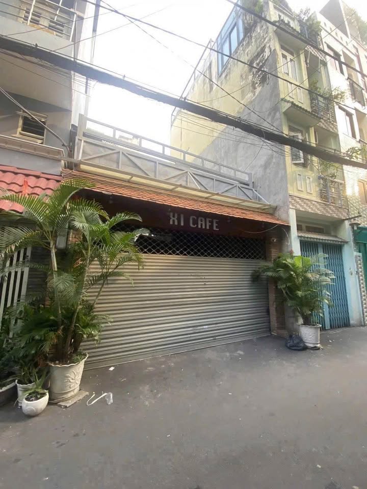 Bán gấp FrontHouse mặt tiền đường Hoa Cúc, Phú Nhuận 112m² - Vị trí đắc địa cho kinh doanh!