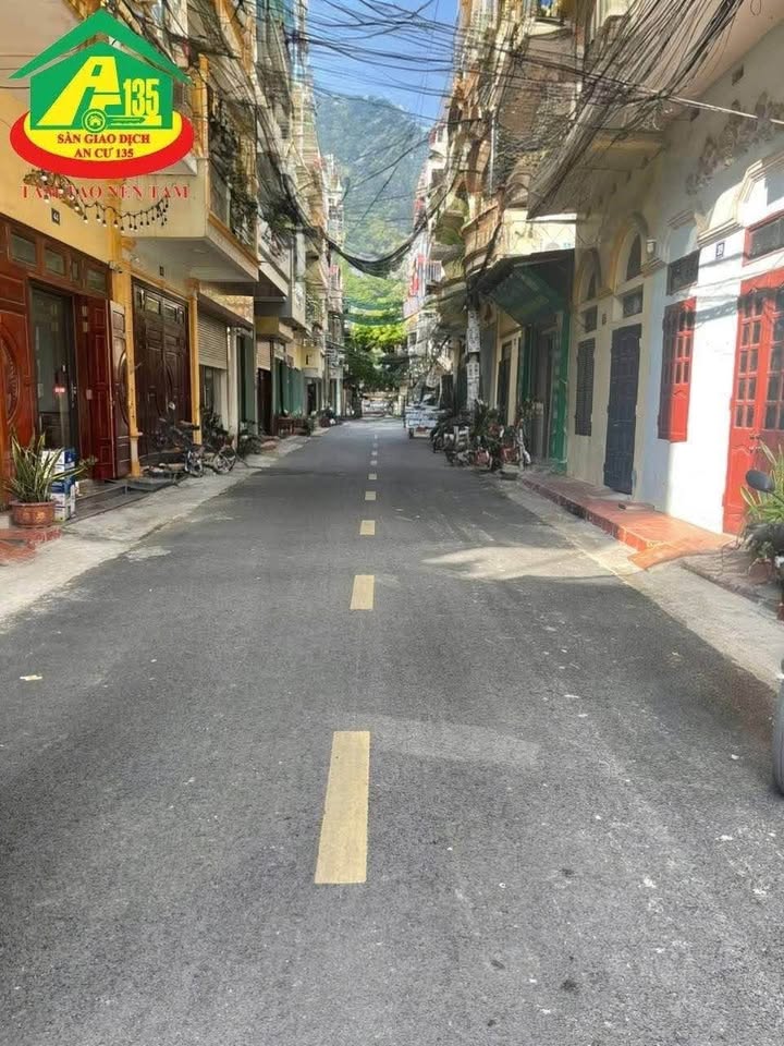 Đất nền Ngõ 314 Nguyễn Công Trứ, Hoa Lư 42m² giá 2 tỷ - Đường ô tô tránh nhau!