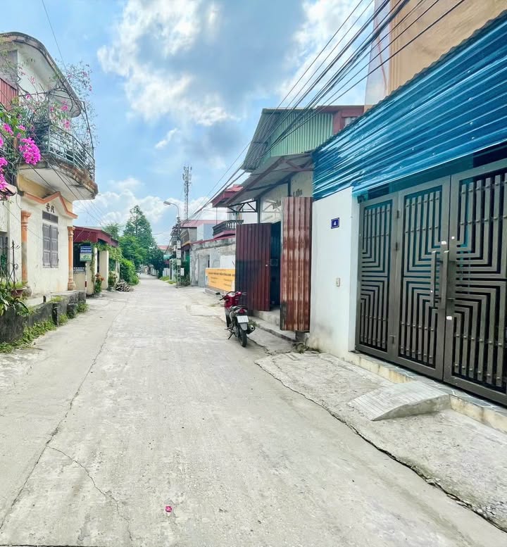 Đất nền Ninh Tiến, Ninh Bình 64m² giá thỏa thuận - Đường thông tứ phía!