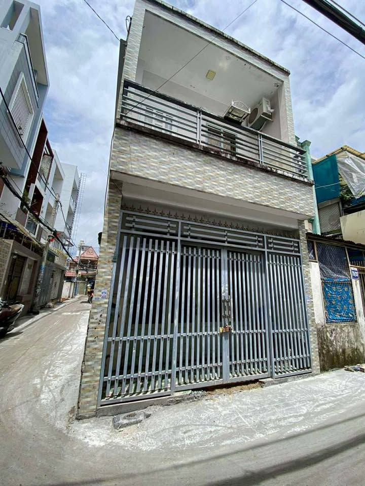 Nhà góc 53m² Bờ Bao Tân Thắng, Tân Phú giá 4.58 tỷ - Thương lượng nhẹ!