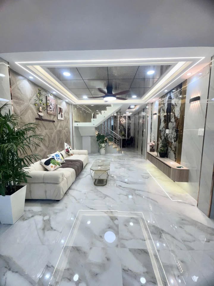 Nhà 5 tầng Tân Hòa Đông, Q6, 57m² giá 6.9 tỷ - Đầy đủ nội thất cao cấp!