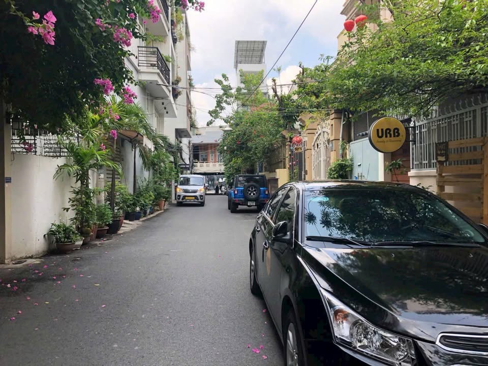 Nhà riêng quận 3 61.2m² giá 12 tỷ - Chính chủ, sổ hồng riêng!