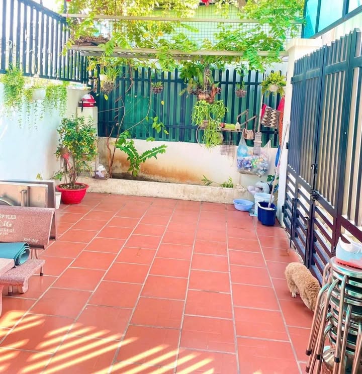 Nhà Phước Long B, Thủ Đức, 82m² chỉ 6.6 tỷ - Nhà 2 lầu, xe hơi vào tận nơi!