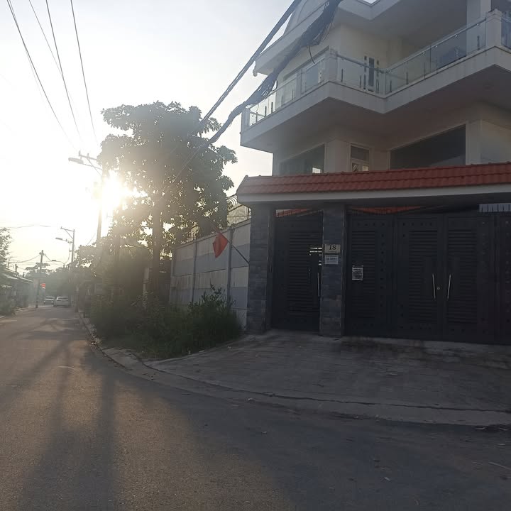 Đất vàng mặt tiền Hiệp Bình Chánh 224m² giá 19.9 tỷ - Đầu tư sinh lời ngay!