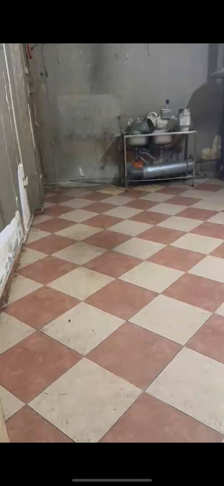 Mặt bằng cho thuê phố Chùa Láng, Đống Đa 60m² - Giá chỉ 14 triệu/tháng!