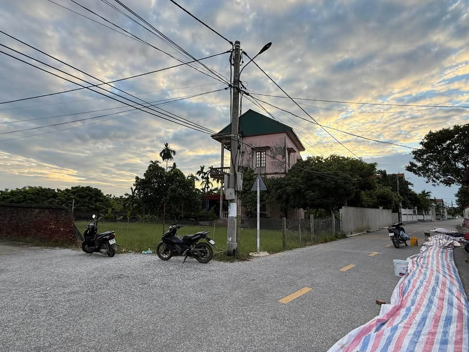 Đất nền lô góc 211m² tại Nguyên Lý, Lý Nhân - Giá 2.6 tỷ, mặt tiền 10m