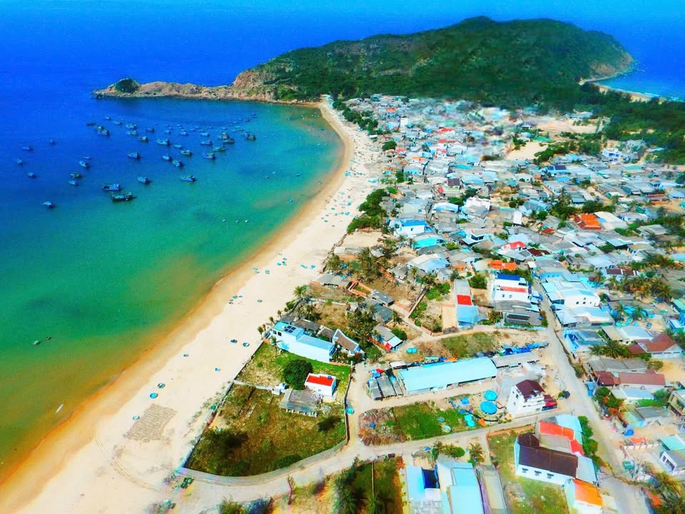 Lô đất Hòa An, Sông Cầu 100m² giá 900 triệu - Cách biển chỉ 100m!