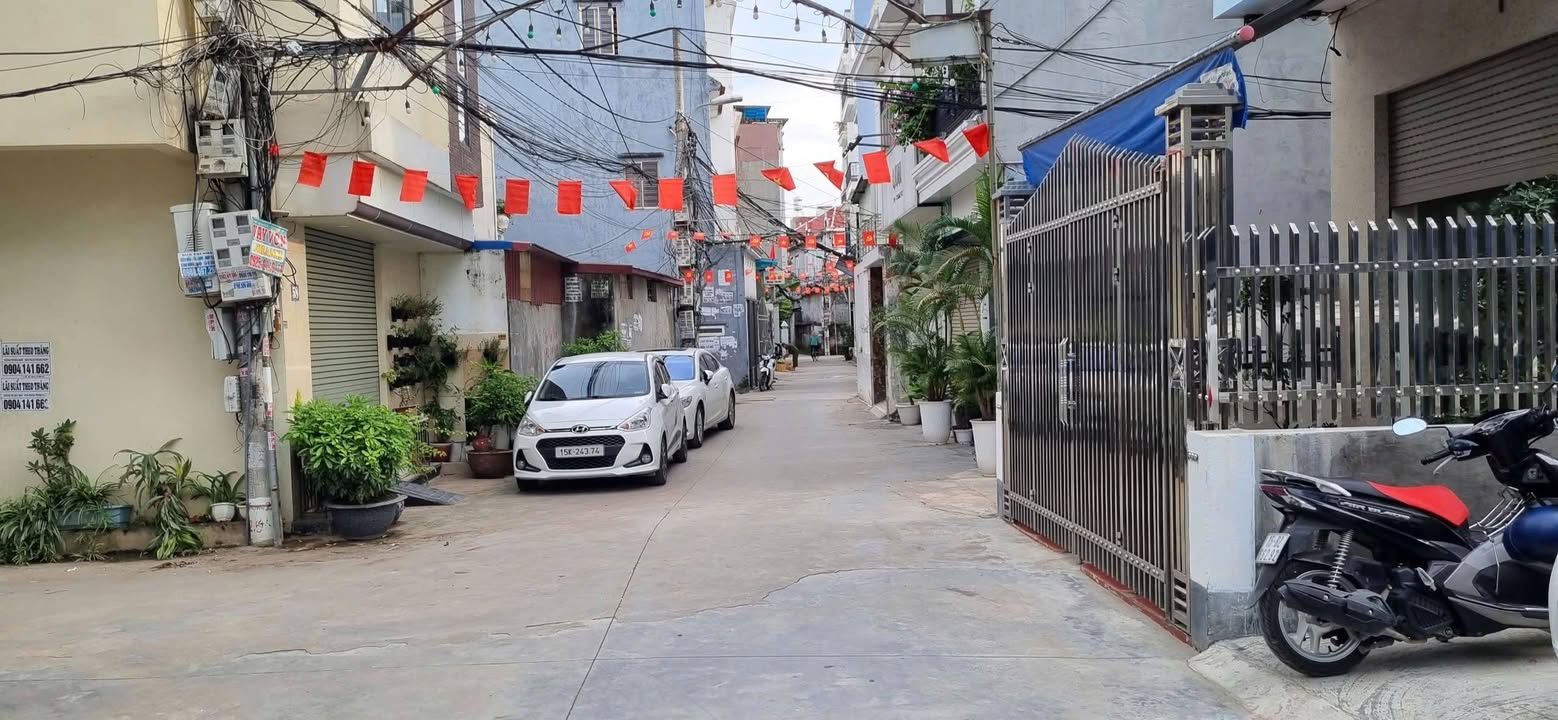 Nhà 4 tầng Đằng Lâm 58m² giá 3 tỷ - Đường ô tô tránh nhau, kinh doanh tốt!