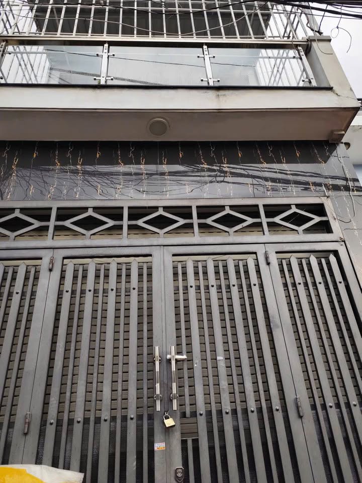 Nhà cho thuê hẻm xe hơi đường 18B, quận Bình Tân, 64m² - Khu yên tĩnh, giá chỉ 11 triệu!