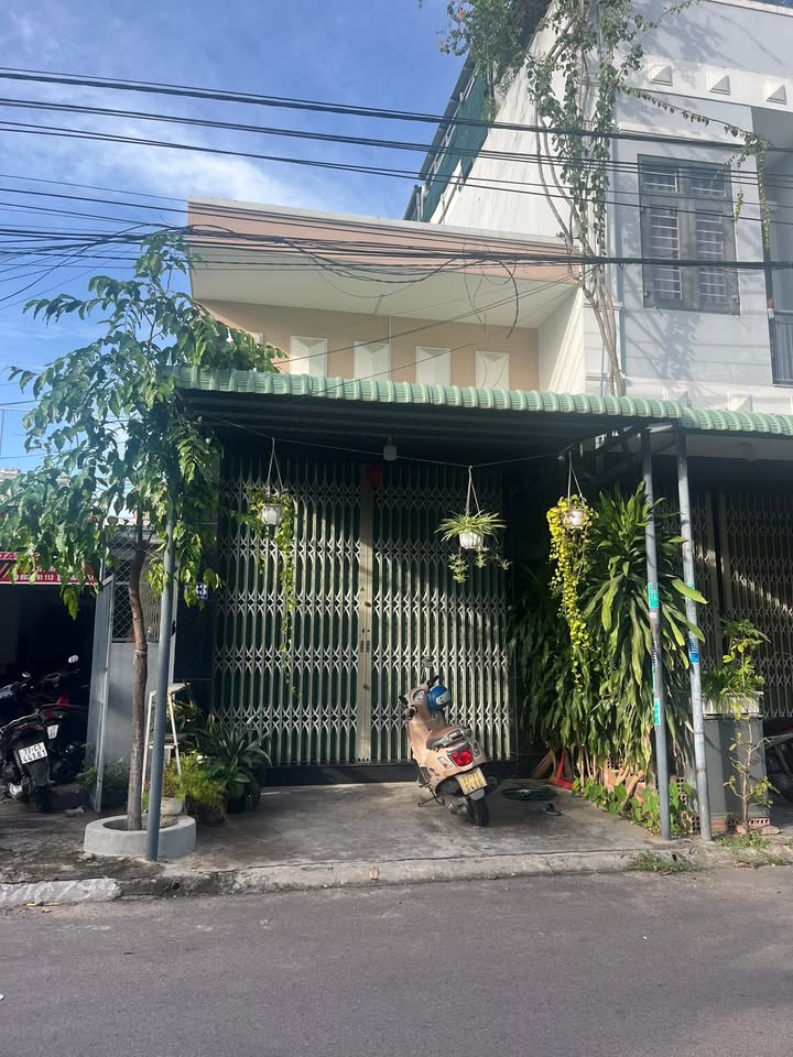 FrontHouse 80m² đường Huỳnh Tịnh Của, Quy Nhơn giá 3.7 tỷ - Sổ đỏ chính chủ, vị trí đắc địa!