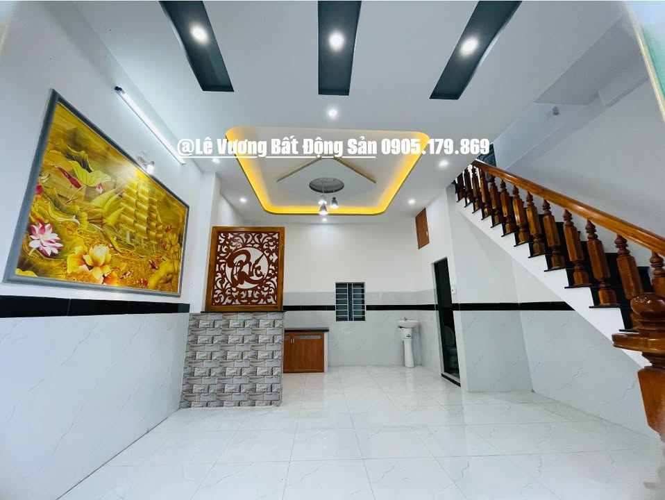 Nhà ôm góc 2 mặt hẻm Trần Hưng Đạo, Quy Nhơn 36m² - Thiết kế hiện đại, giá tốt!