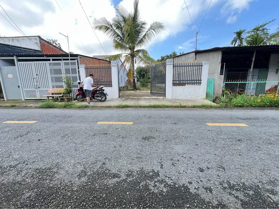 Đất nền mặt tiền Bùi Hữu Nghĩa 165m² giá 2,2 tỷ - Cơ hội đầu tư tuyệt vời!