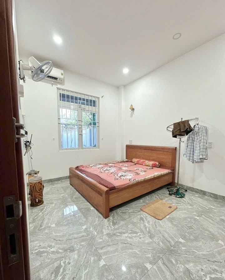 Nhà nguyên căn Phước Đồng, Nha Trang 4PN giá 10 triệu - Trống sẵn vào ở ngay!