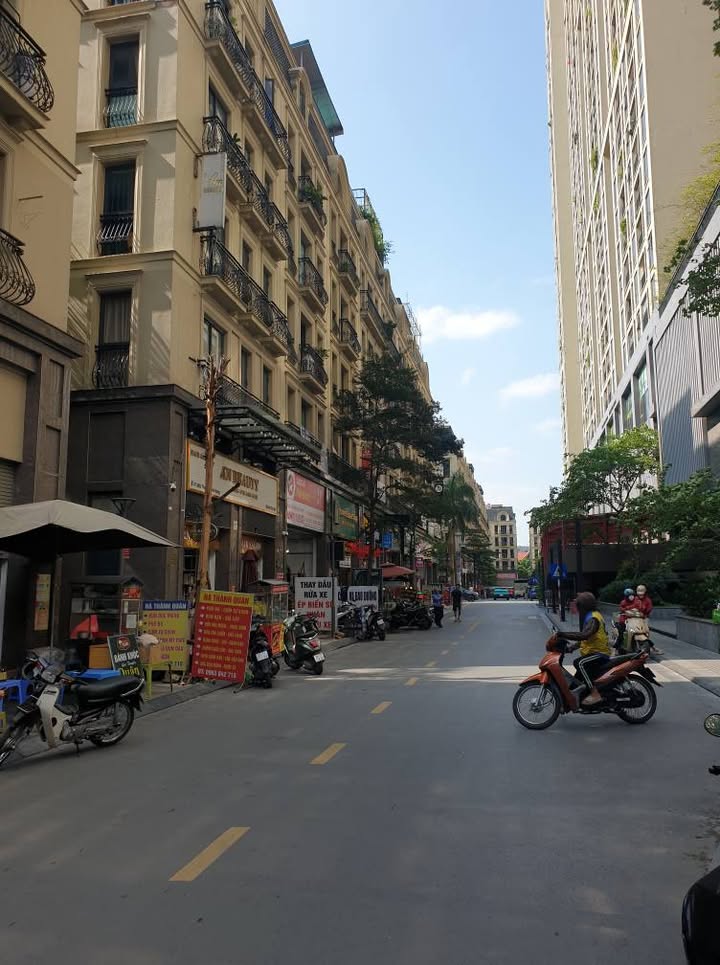 Shophouse The Terra An Hưng Hà Đông 65m² giá 30 tỷ - Cơ hội kinh doanh tuyệt vời!