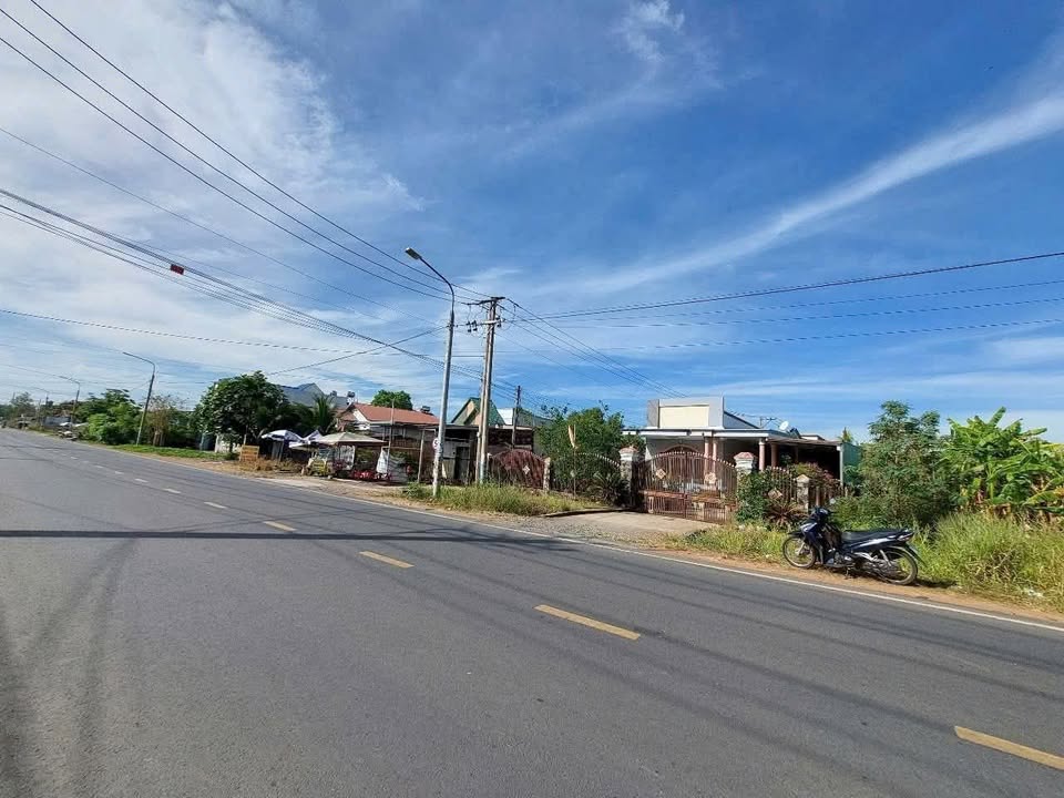 Đất mặt tiền TL 763, Xuân Lộc, Đồng Nai 250m² giá 1.49 tỷ - Kinh doanh sầm uất!