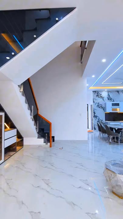 Nhà phố sân vườn gần KĐT Five Star, Cần Giuộc 250m² giá 4.85 tỷ - Chính chủ bán gấp!