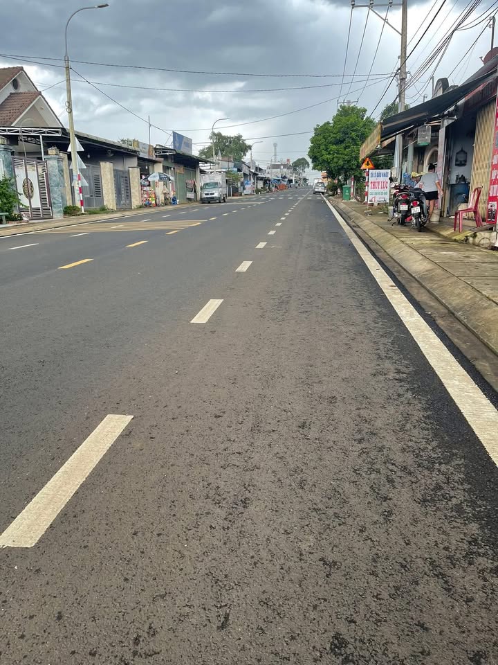 Nhà mặt đường nhựa xã Dầu Giây, 85.5m² giá 1.5 tỷ - Cần bán gấp!