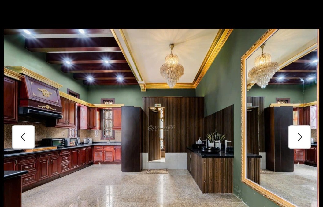 Villa cho thuê hẻm 204 Nguyễn Văn Hưởng, Thảo Điền, Quận 2 400m² - Vị trí đắc địa, tiện nghi đầy đủ!