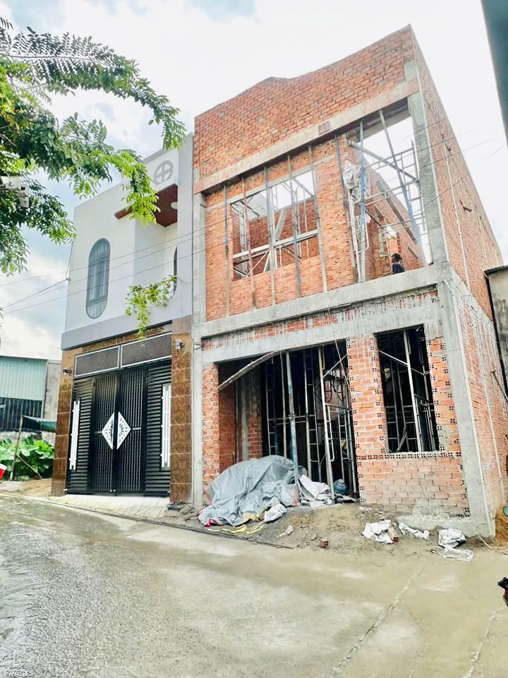 Nhà 1 Trệt 1 Lầu Trảng Dài Biên Hòa 64m² giá 2.95 tỷ - Sổ hồng riêng, sẵn sàng vào ở!