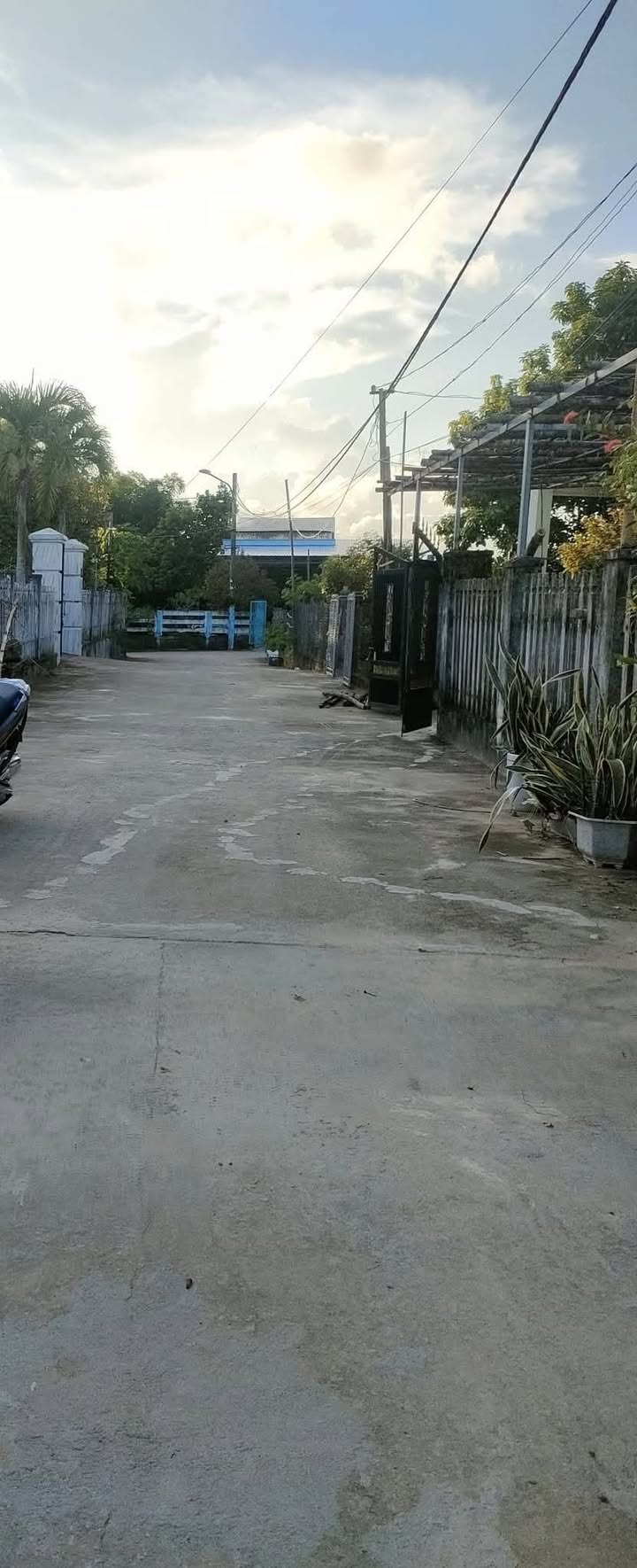 Đất nền mặt tiền Nguyễn Bỉnh Khiêm, Nam Phước, 100m² - Giá chỉ 700 triệu, đầu tư sinh lời!